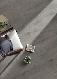 Gạch có kết cấu bằng gỗ và không trơn trượt 1200x200 Kết cấu bằng gỗ Ngói gỗ bằng gốm mộc mạc